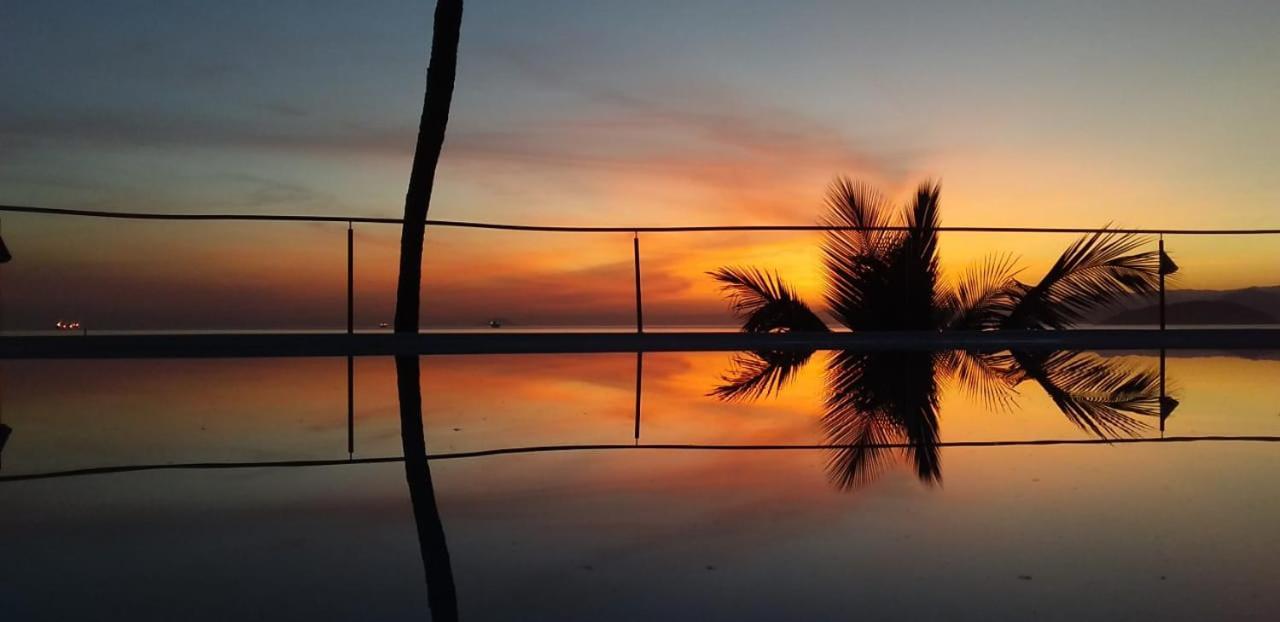 Sol-Lua Bangalo Com Uso Exclusivo Da Piscina Vila Ilhabela Exterior foto